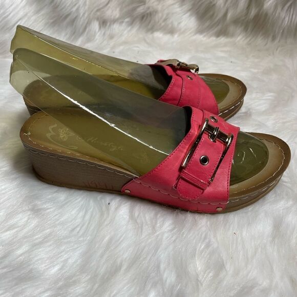Herstyle coral slip on wedge sandals with gold tone buckle and accents size 11 - Picture 4 of 10